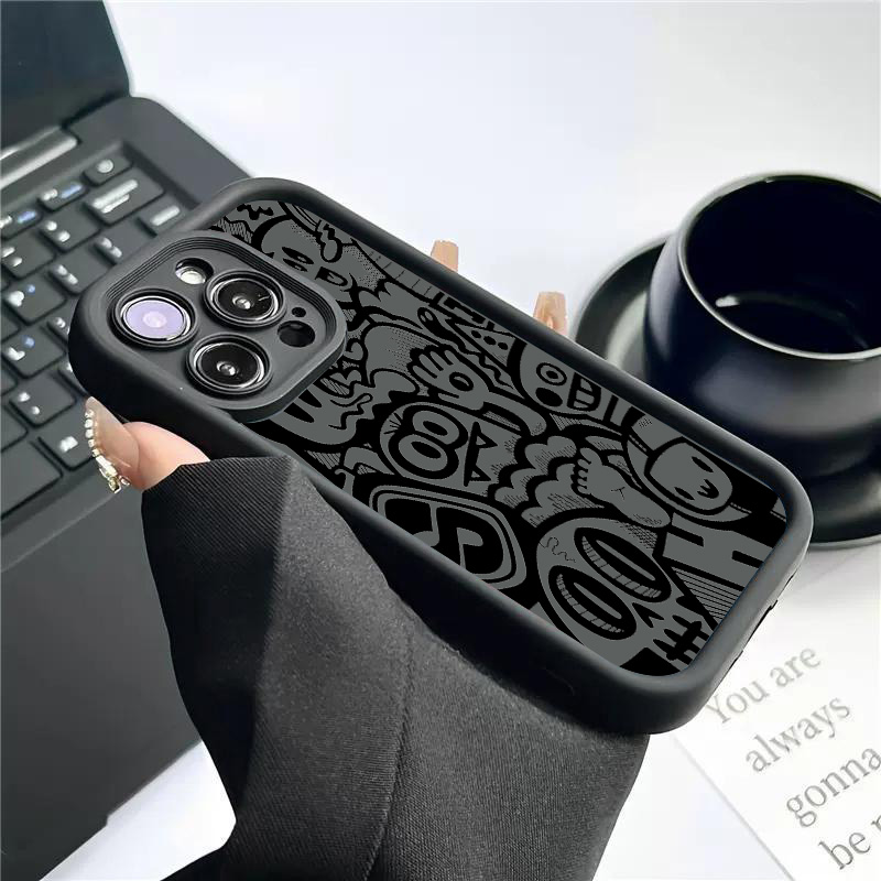 غطاء هاتف بتصميم جرافيتي أسود  - مراجعة Phone Cases That Cover The Camera وسعره