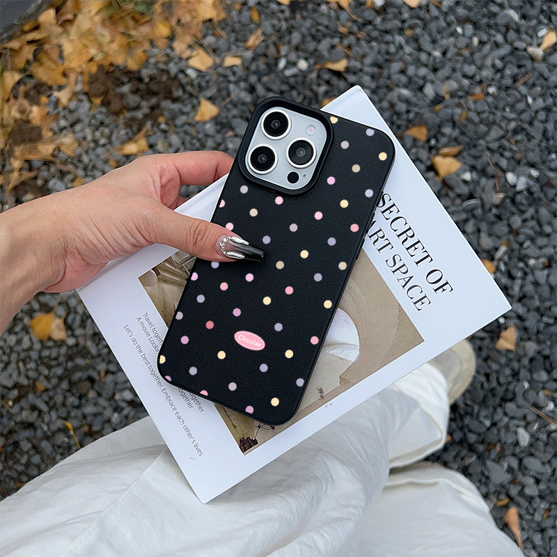 غطاء هاتف جديد بنقاط البولكا د - مراجعة Phone Cases Motorola Edge 2025 وسعره